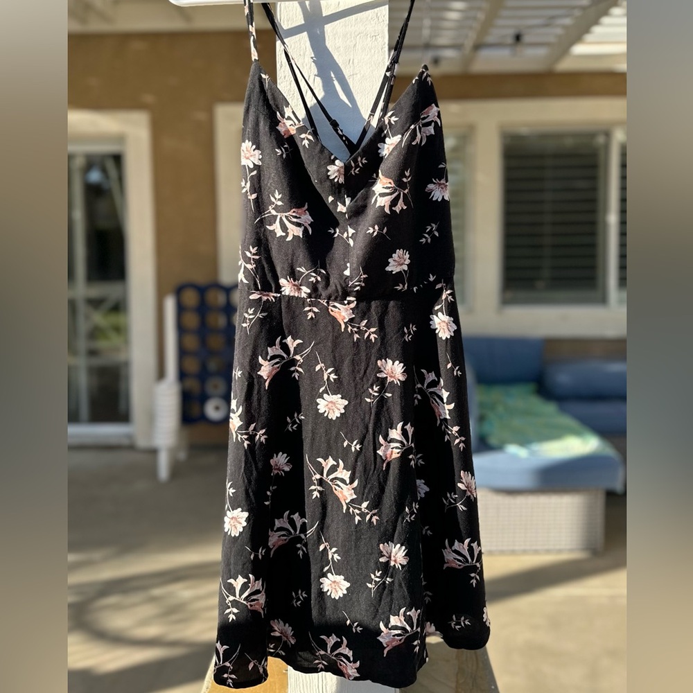 Women’s Floral Black Dress